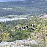 Cozy, Magical Mountain With Trails Hébergement de vacances